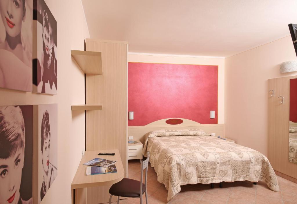 Hotel Residence La Pertica Tremosine Room photo